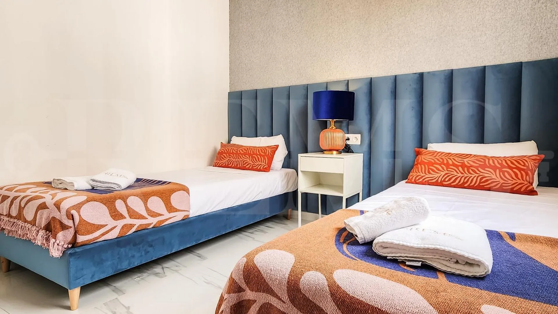 Sea-View Retreat 7 Minutes To The Beach Rems بينالماذينا شقة